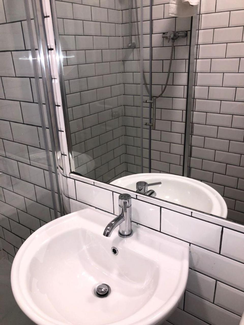 Nysdill Hotel Norwich Bagian luar foto