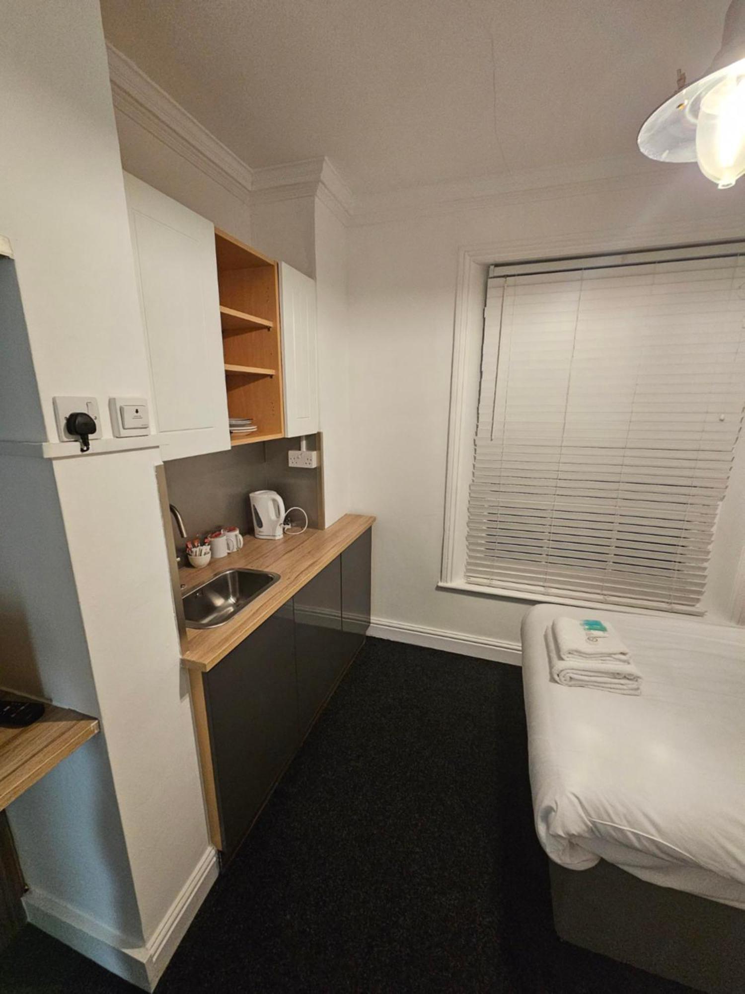 Nysdill Hotel Norwich Bagian luar foto